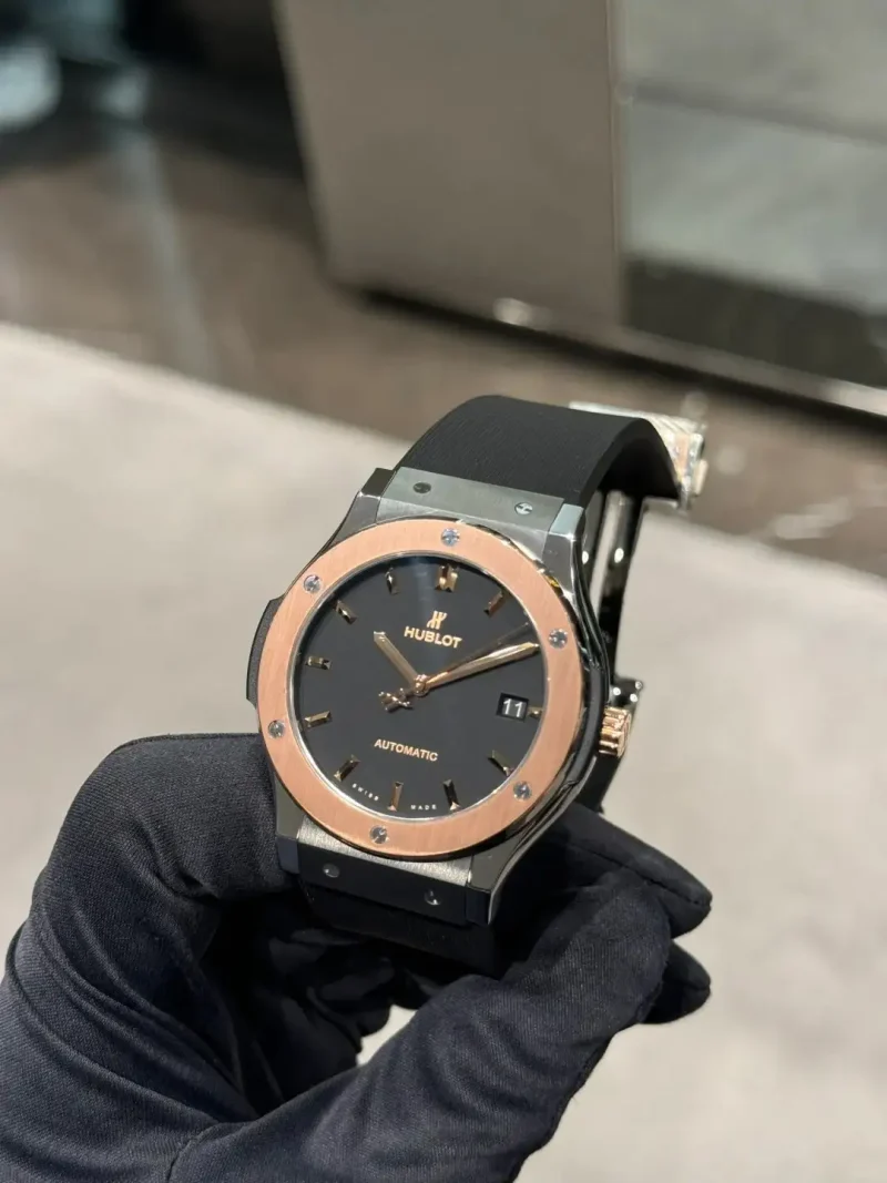 Hublot Classic Fusion Men Automatic Black Rubber Watch 511.NO.1181.RX - Image 2