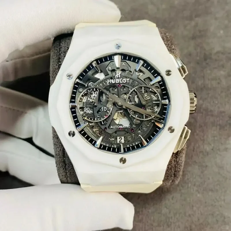 Hublot Classic Fusion Men Automatic Black Rubber Watch 525.HI.0170.RW.ORL21 - Image 7