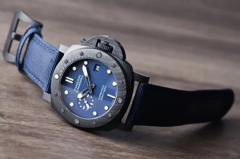 Panerai Submersible Men Automatic Blue Rubber Watch PAM01232 - Image 5